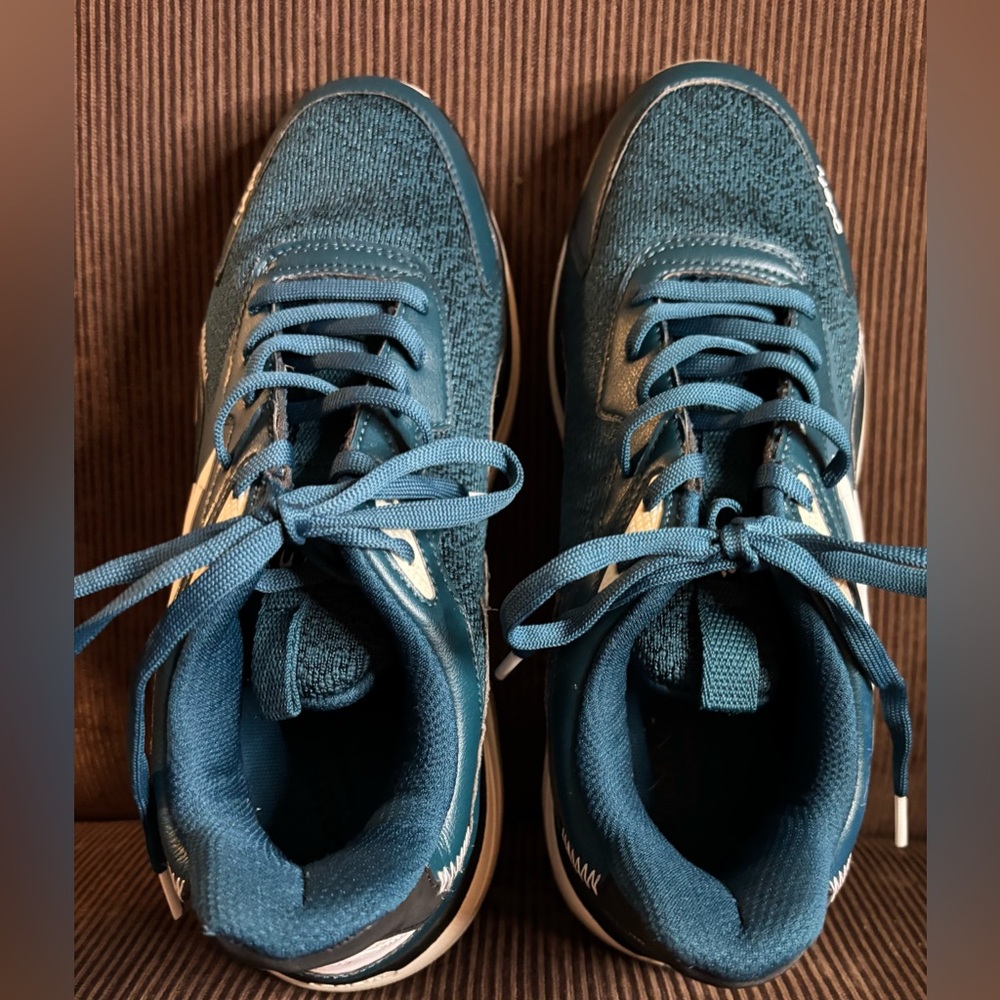 Men's Athletic Shoes in Teal by Nike